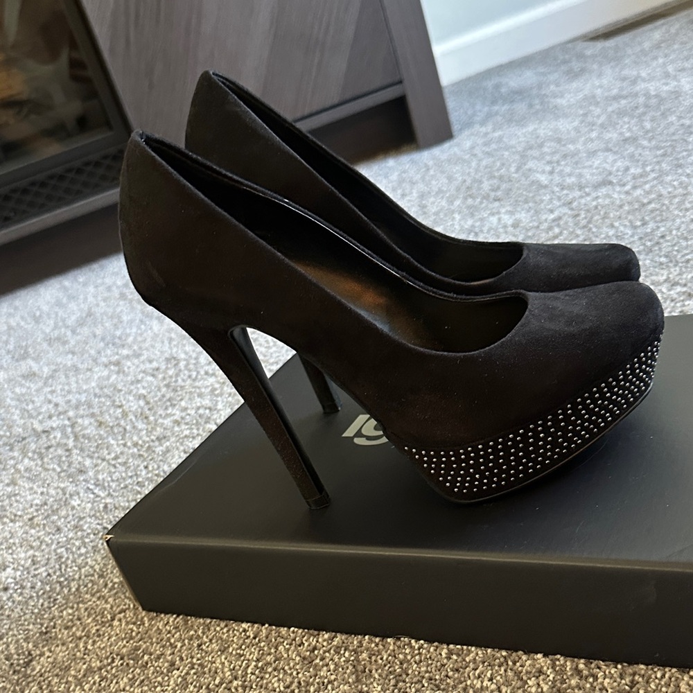 Aldo Classic Black Heels